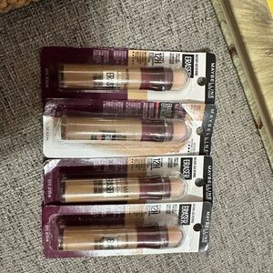 Maybelline Eraser Concealer Collection